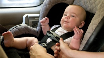 Trasporto sicuro bambini in auto