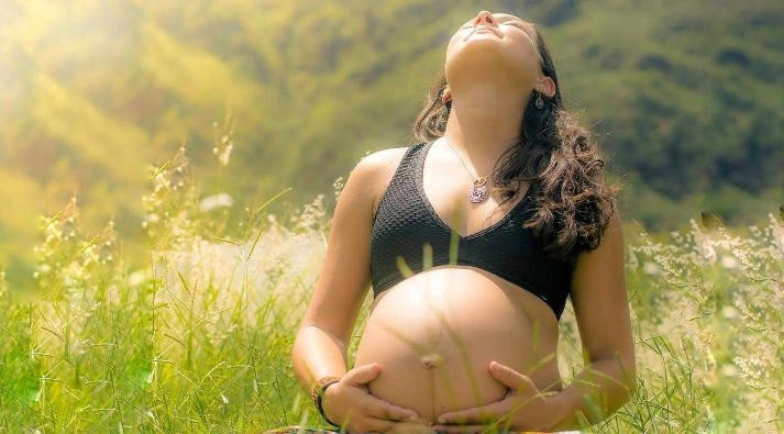 Yoga in gravidanza, risvegliare l